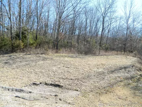 3 Coyote Hills Rd, Claremore, OK 74017