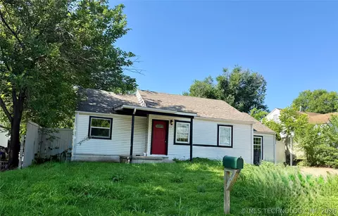 2714 E Newton Pl, Tulsa, OK 74110