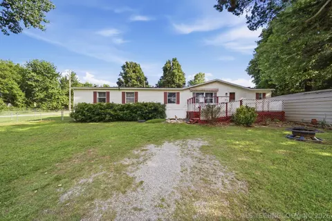 9917 N Scenic Dr N, Mannford, OK 74044