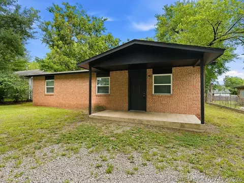 1810 S Broadway, Ada, OK 74820