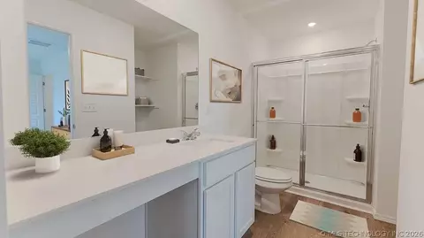 Bath - 29027 E 80th Ct S, Broken Arrow, OK 74014 photo 1 of 1