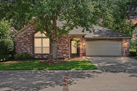 412 N Forest Ridge Blvd, Broken Arrow, OK 74014