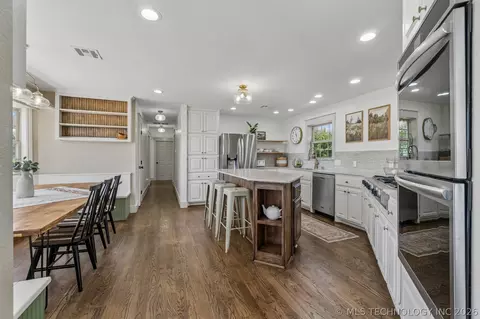 Kitchen - 770696 S 3510 Rd, Cushing, OK 74023 photo 1 of 8