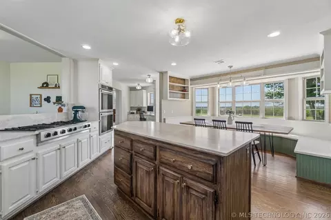Kitchen - 770696 S 3510 Rd, Cushing, OK 74023 photo 7 of 8