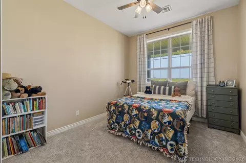 Bedroom - 770696 S 3510 Rd, Cushing, OK 74023 photo 7 of 12