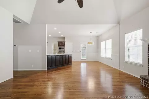Living - 2830 E 103rd St, Tulsa, OK 74137 photo 6 of 7