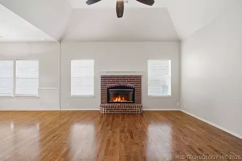 Living - 2830 E 103rd St, Tulsa, OK 74137 photo 5 of 7