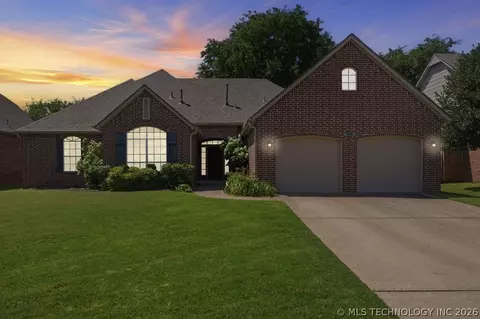 Exterior - 2830 E 103rd St, Tulsa, OK 74137 photo 3 of 3