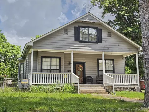 220 W Ross St, Tahlequah, OK 74464