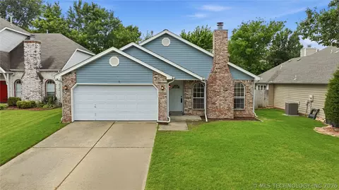 9336 S 95th East Pl, Tulsa, OK 74133