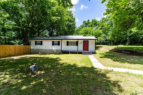 9263 W Oklahoma Ave, Sapulpa, OK 74066