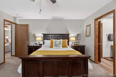 Bedroom - 68 Maple Rd, Pryor, OK 74361 photo 5 of 10