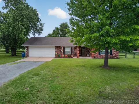Exterior - 68 Maple Rd, Pryor, OK 74361 photo 2 of 10