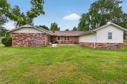 Exterior - 68 Maple Rd, Pryor, OK 74361 photo 4 of 10