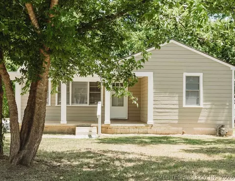 210 N Hereford Ave, Dewey, OK 74029