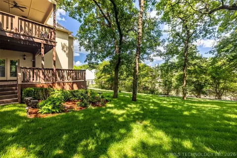 Exterior - 5630 E 117th Pl, Tulsa, OK 74137 photo 6 of 8