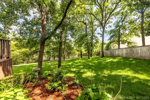 Exterior - 5630 E 117th Pl, Tulsa, OK 74137 photo 7 of 8