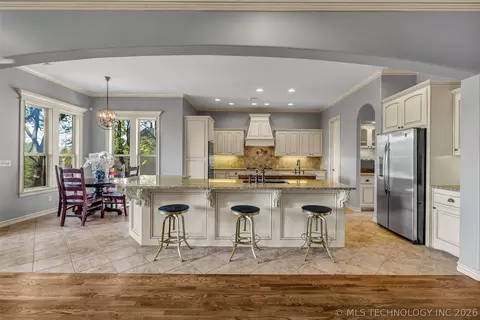 Kitchen - 5630 E 117th Pl, Tulsa, OK 74137 photo 1 of 8