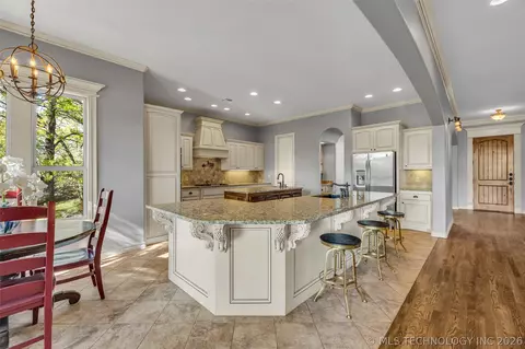 Kitchen - 5630 E 117th Pl, Tulsa, OK 74137 photo 8 of 8