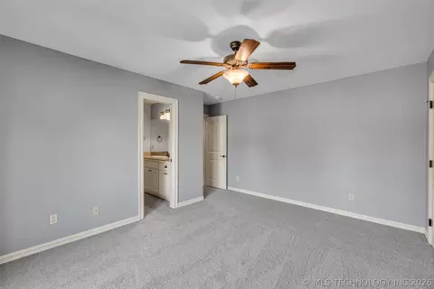 Bedroom - 5630 E 117th Pl, Tulsa, OK 74137 photo 7 of 9