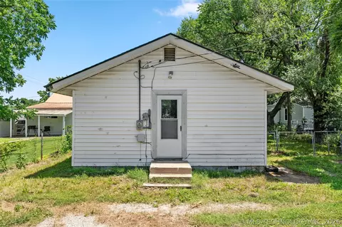 237 N Rogers Ave, Bartlesville, OK 74003