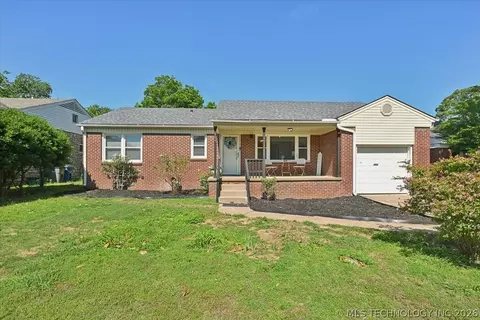 564 S Sandusky Ave, Tulsa, OK 74112