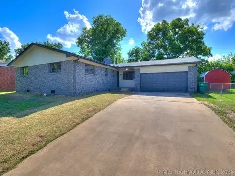 784 N Moccasin Pl, Sapulpa, OK 74066