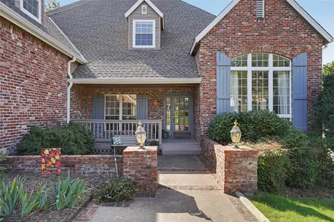 Exterior - 3524 E 102nd Pl, Tulsa, OK 74137 photo 3 of 5