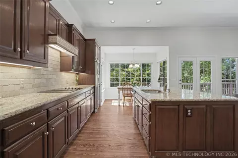 Kitchen - 3524 E 102nd Pl, Tulsa, OK 74137 photo 1 of 2