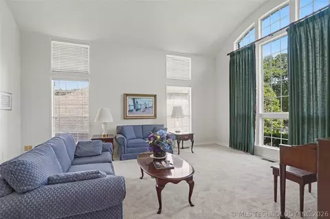 Living - 3524 E 102nd Pl, Tulsa, OK 74137 photo 2 of 3