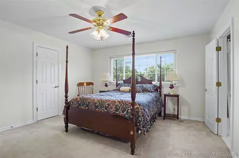 Bedroom - 3524 E 102nd Pl, Tulsa, OK 74137 photo 6 of 8