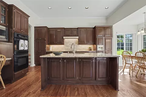 Kitchen - 3524 E 102nd Pl, Tulsa, OK 74137 photo 2 of 4