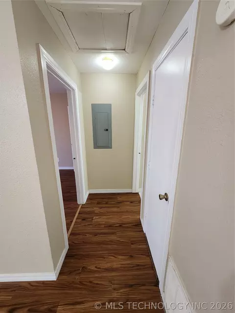 Entry Way - 218 E 14th, Ada, OK 74820 photo 2 of 2