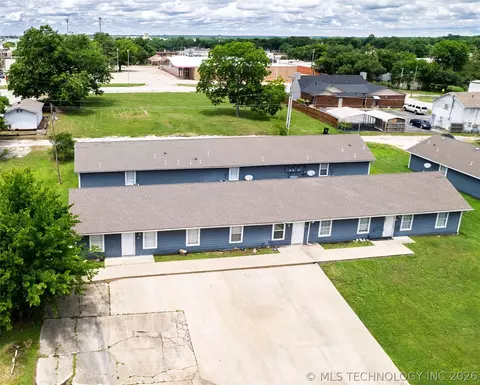 View/Area - 218 E 14th, Ada, OK 74820 photo 2 of 2