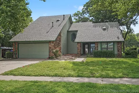 2905 S Aspen Ct, Broken Arrow, OK 74012