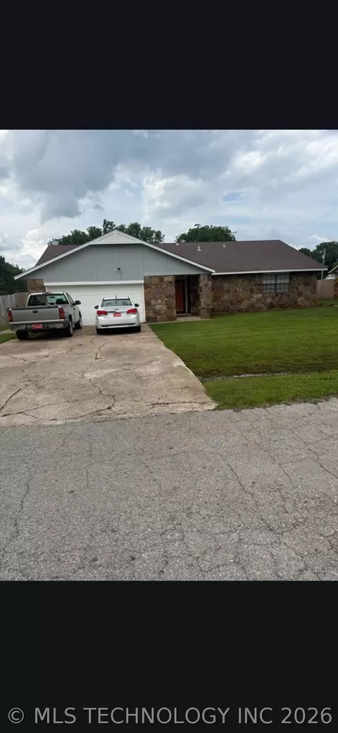 17401 E 77th St N, Owasso, OK 74055