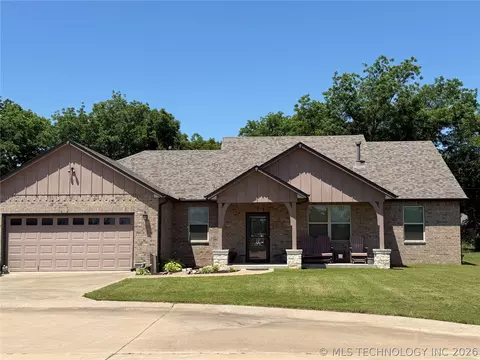 803 Julie Ave, Hominy, OK 74035