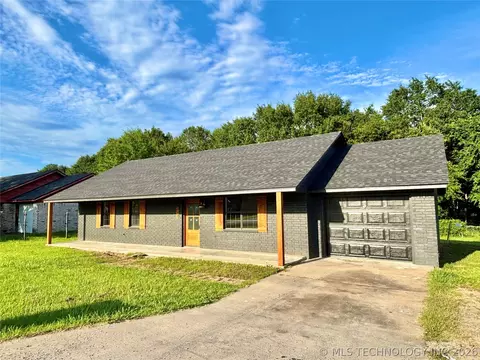 312 David Walker Ln, Stigler, OK 74462