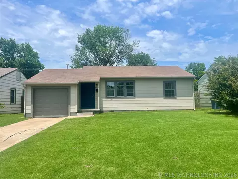 319 E 45th Pl, Tulsa, OK 74105