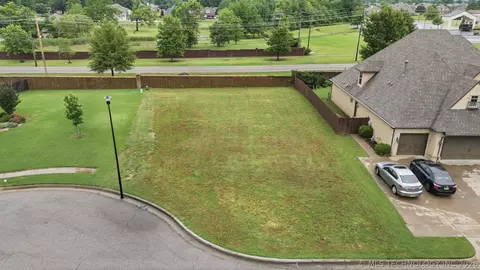 4208 W Orlando St, Broken Arrow, OK 74011