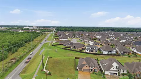 6501 S Joshua Ave, Broken Arrow, OK 74011