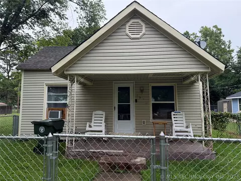 1906 Sallie St, Muskogee, OK 74403