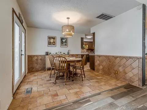 3723 E 83rd St, Tulsa, OK 74137 photo 18