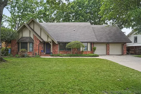6310 S Pittsburg Ave, Tulsa, OK 74136