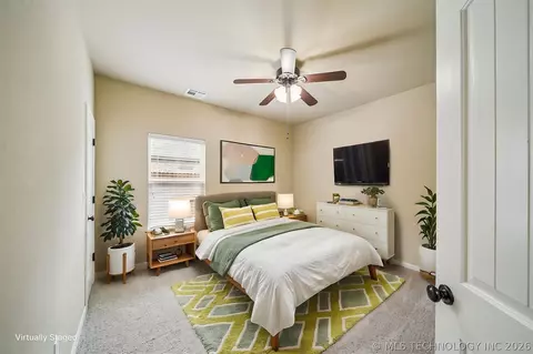 Bedroom - 18610 E 42nd Pl, Tulsa, OK 74134 photo 3 of 9