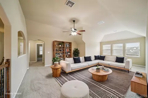 Living - 18610 E 42nd Pl, Tulsa, OK 74134 photo 4 of 4