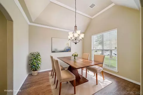 Dining - 18610 E 42nd Pl, Tulsa, OK 74134 photo 1 of 2