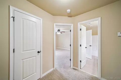 Entry Way - 18610 E 42nd Pl, Tulsa, OK 74134 photo 6 of 7