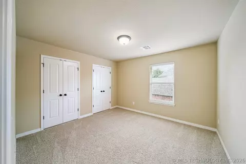 Bedroom - 18610 E 42nd Pl, Tulsa, OK 74134 photo 9 of 9
