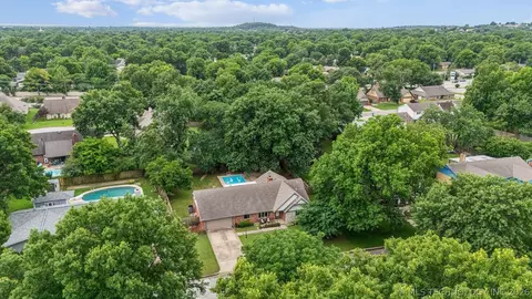 View/Area - 7120 E 69th St, Tulsa, OK 74133 photo 1 of 3